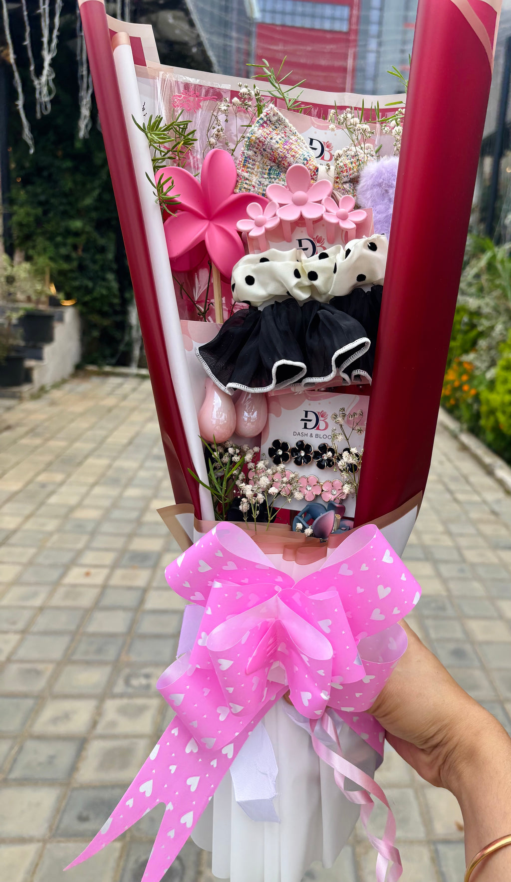 Premium Accessories Bouquet