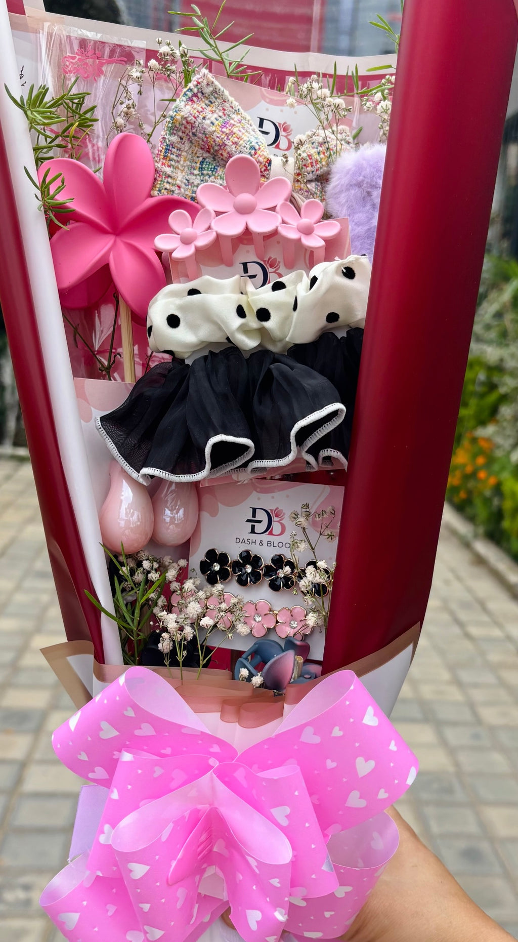 Premium Accessories Bouquet
